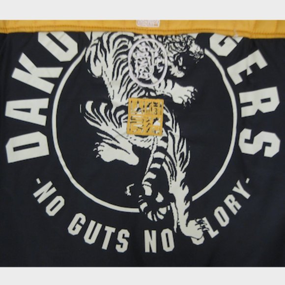 RINGSPUN 'Dakota Tigers No Guts No Glory' Jacket - L Gold/Blk/Wht (SUPER RARE!!) - Picture 11 of 15